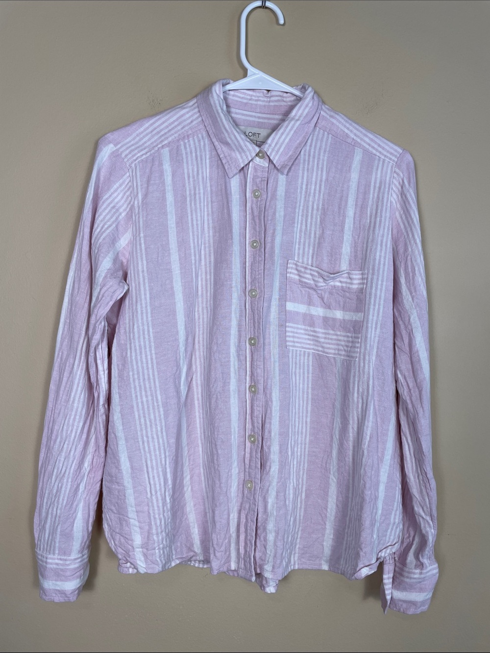 LOFT Women’s Linen Blend Pink White Striped Chic Preppy Button-Up Shirt